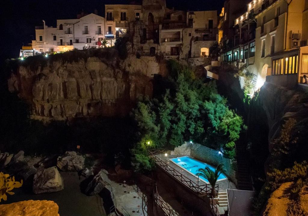 Bazén v ubytování Hotel Seggio nebo v jeho okolí