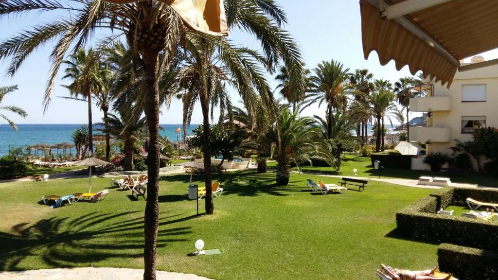 APARTAMENTO PRIMERA LINEA PLAYA VISTAS AL MAR, La Cala de ...