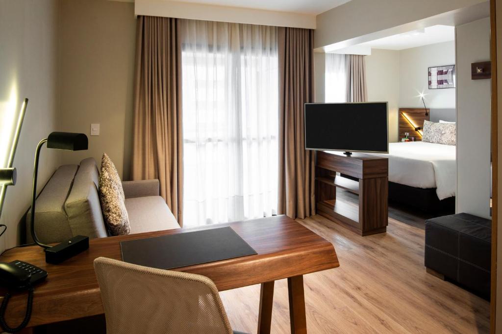  Mercure Curitiba Batel