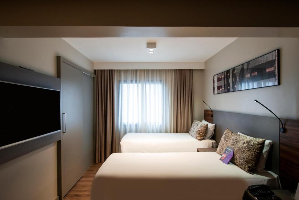  Mercure Curitiba Batel