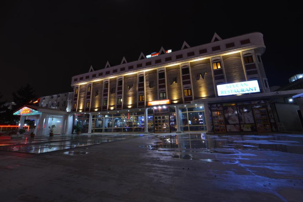 Sevcan Hotel Airport