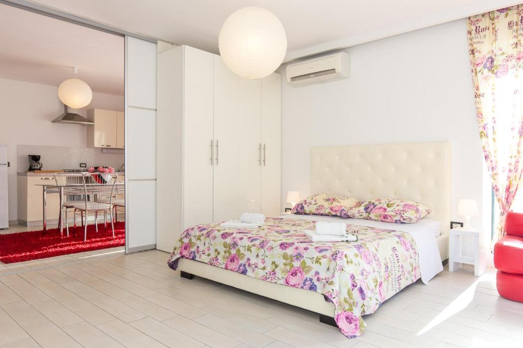 Posteľ alebo postele v izbe v ubytovaní Apartments & rooms DDD2