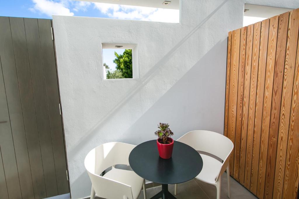 Marquise Suites - Adults Only - 18