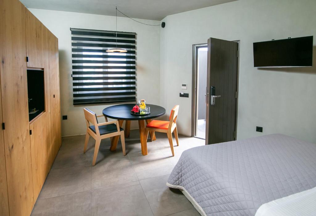 Marquise Suites - Adults Only - 3