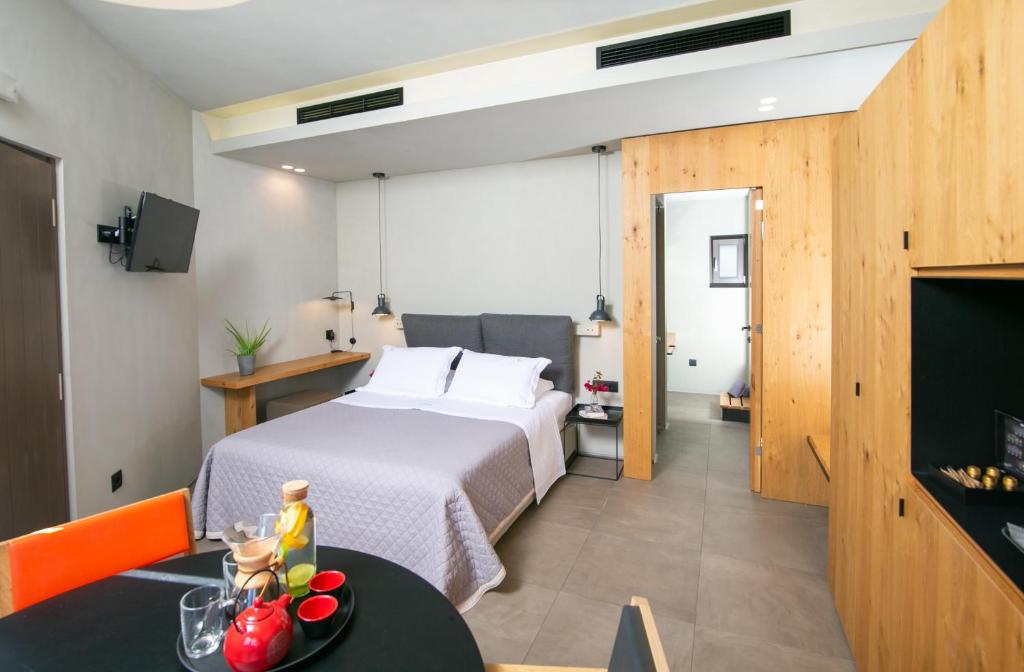 Marquise Suites - Adults Only - 1