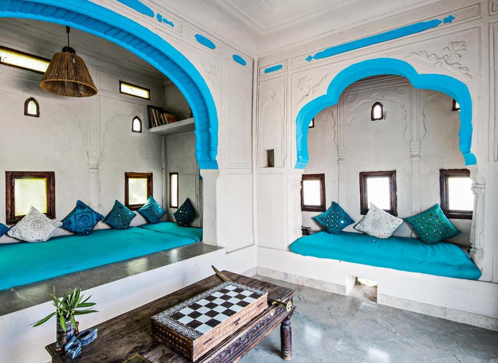 Posezení v ubytování Brij Lakshman Sagar, Pali - Small Luxury Hotels of the World