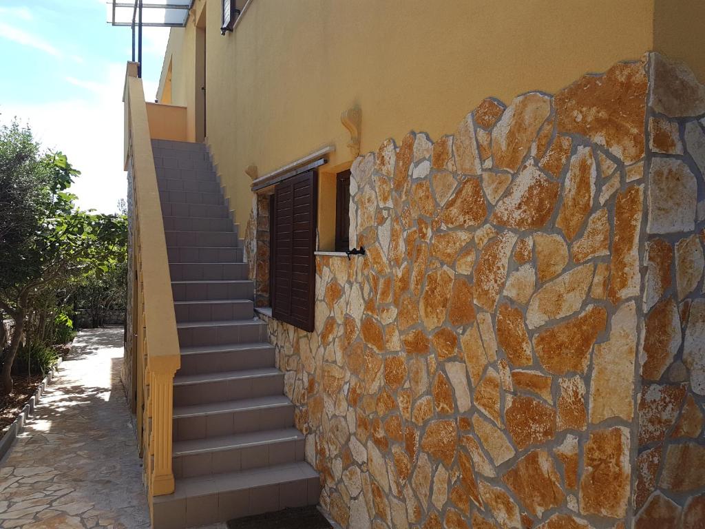 Zdjęcie z galerii obiektu Villa Steffany Apartments w mieście Kolan