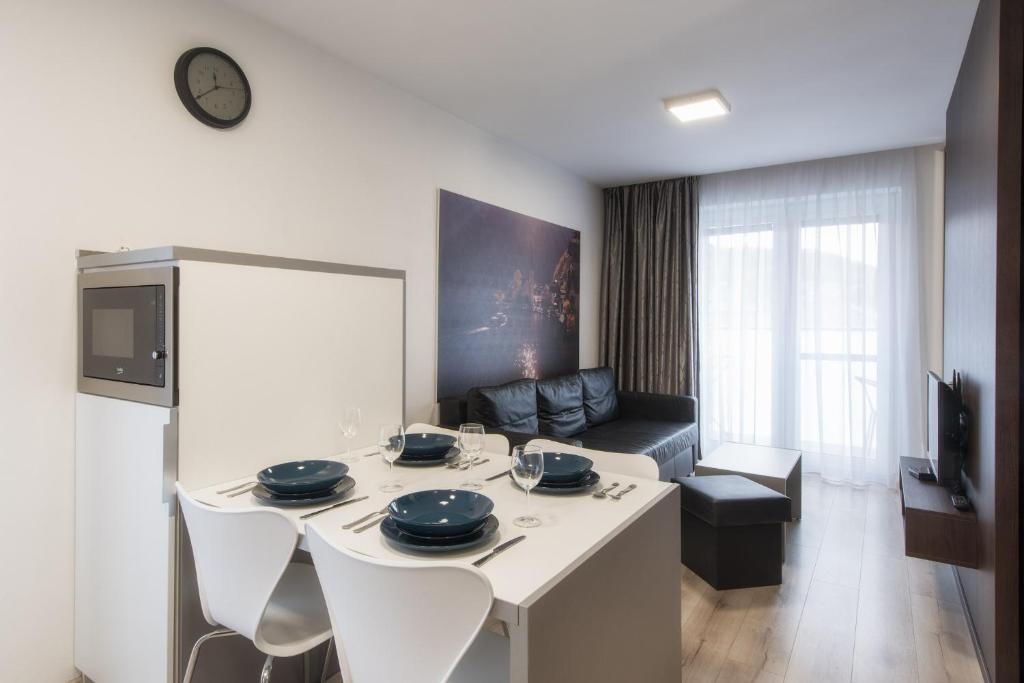 Kuchyň nebo kuchyňský kout v ubytování Apartman Kyjev