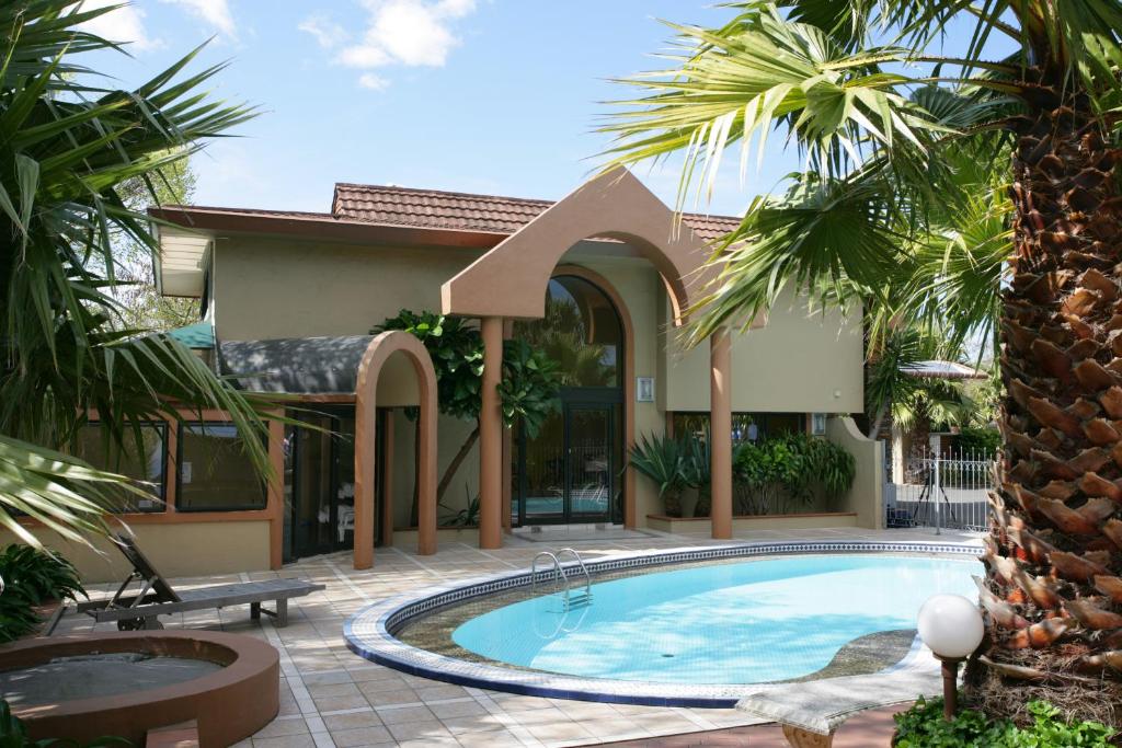 Distinction Coachman Hotel, Palmerston North - Resim 4