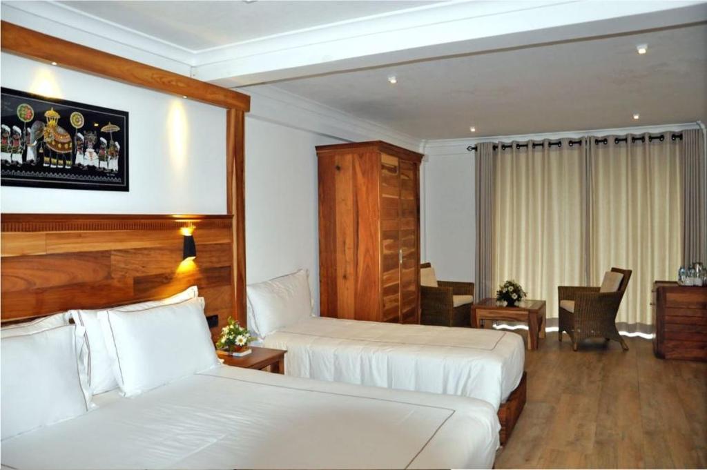 Lakewood Residence - Deluxe Double Or Twin Room With Lake View