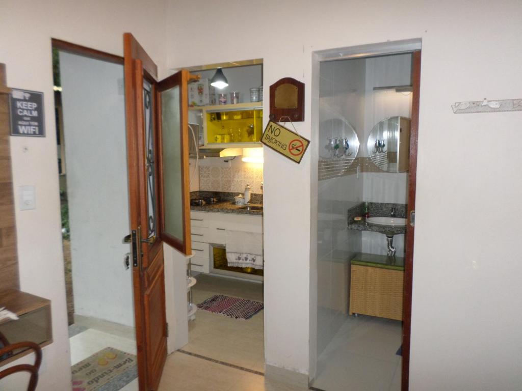  Casa de hospedes em condominio com lazer