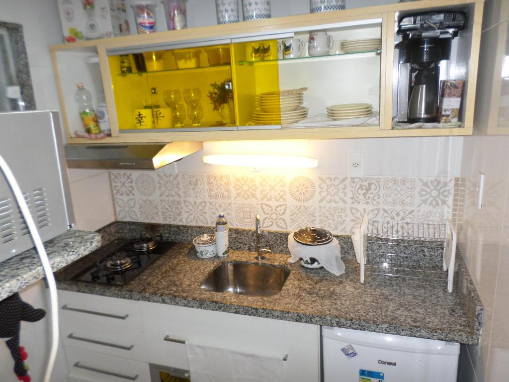  Casa de hospedes em condominio com lazer