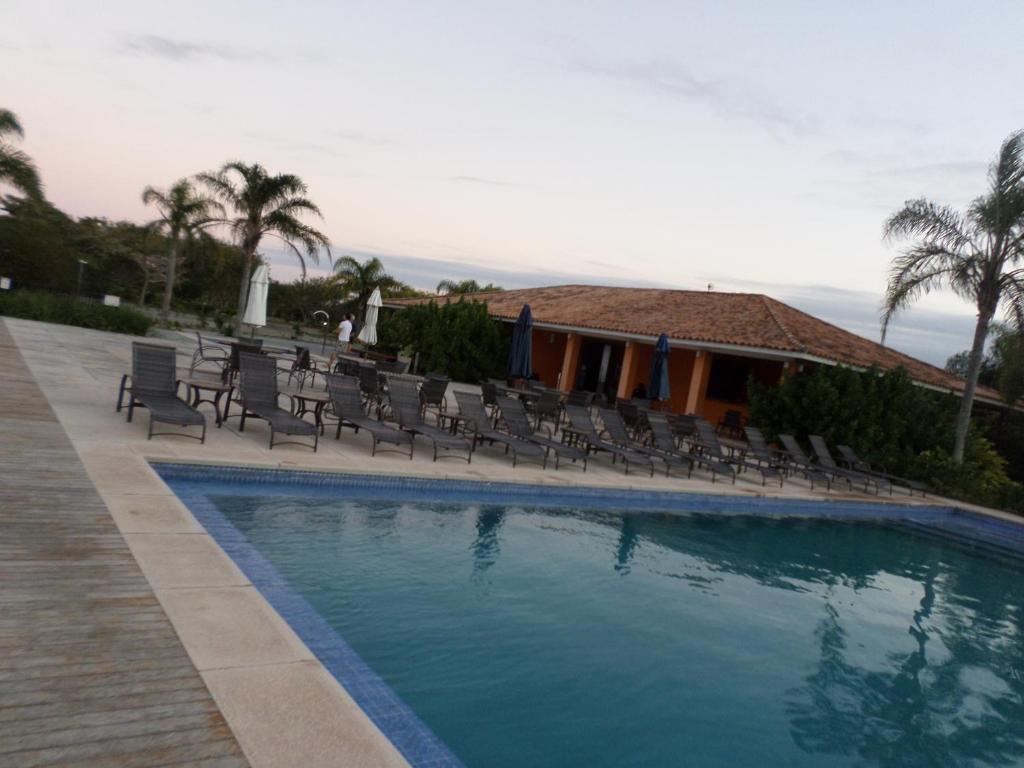  Casa de hospedes em condominio com lazer