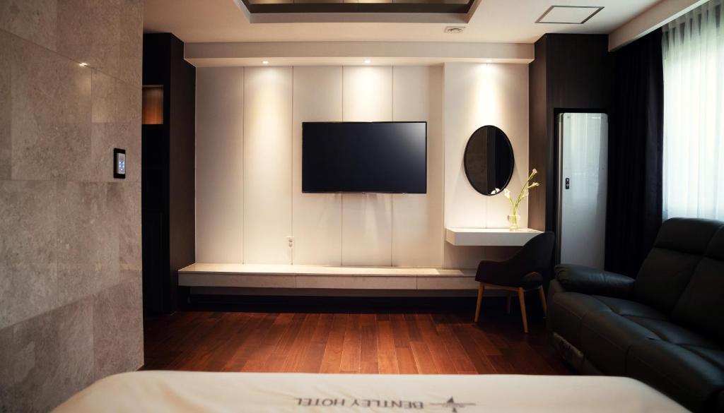 Postel nebo postele na pokoji v ubytování Hotel Artheim