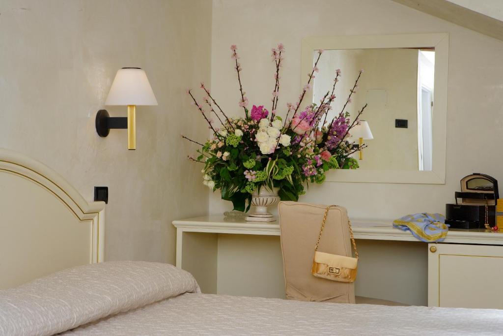 Hotel Carlton Capri - Resim 27