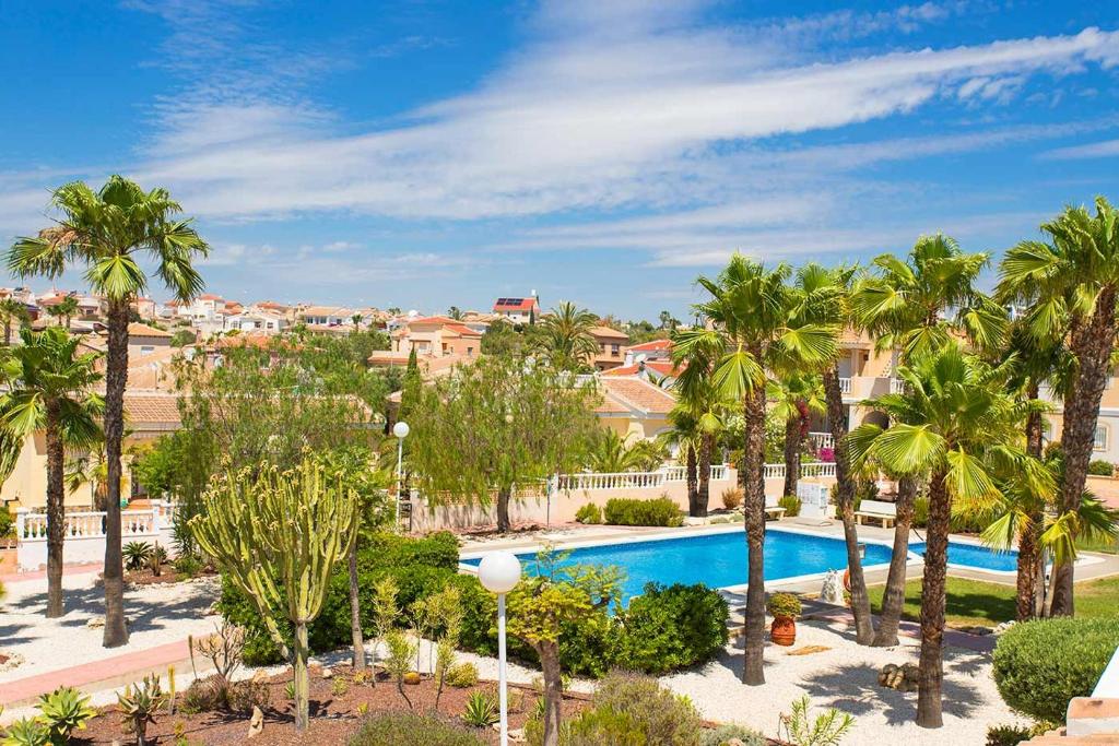 Bazén v ubytování CH Isla Menorca Ciudad Quesada nebo v jeho okolí