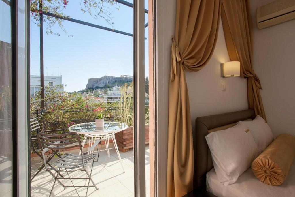 
Family Room with Acropolis View
