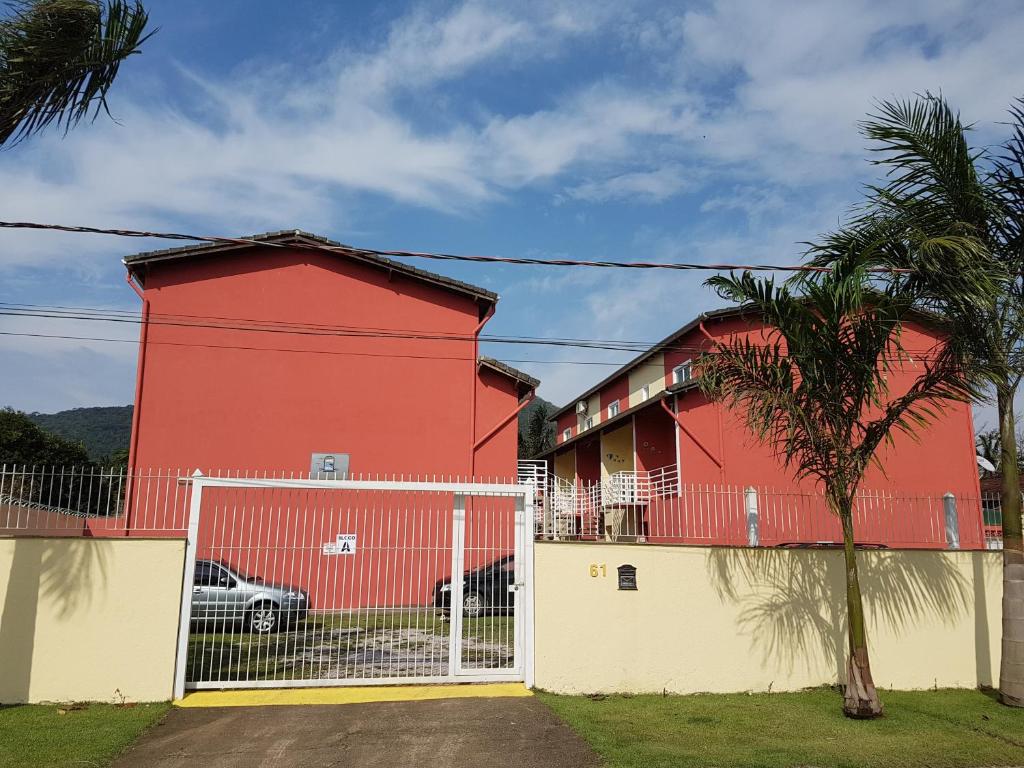  Apartamentos em Maranduba - Ubatuba