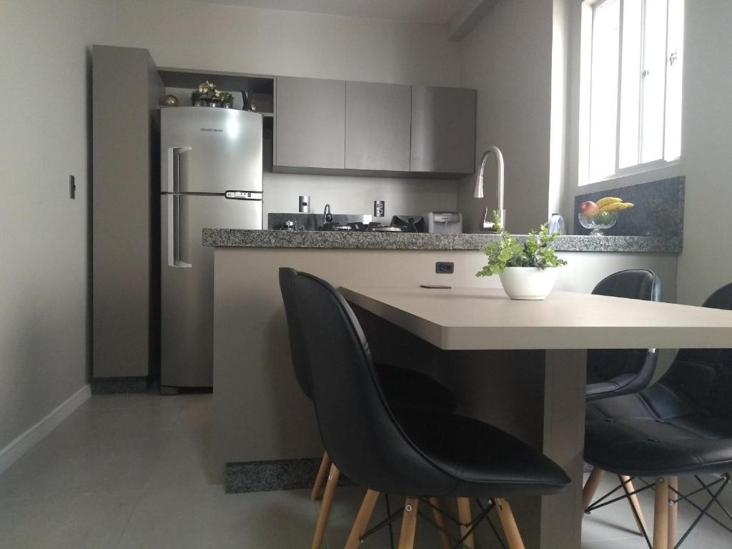  Apartamento Avenida Brasil BC