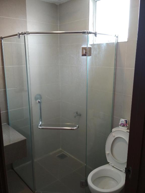 Koupelna v ubytování Classy Studio Apartment (KBCP)
