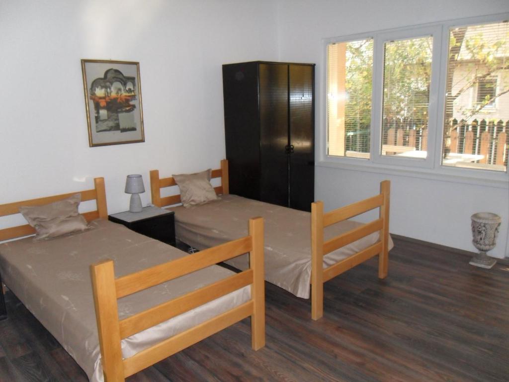 Misko's Guest House - Apartment - Ground Floor