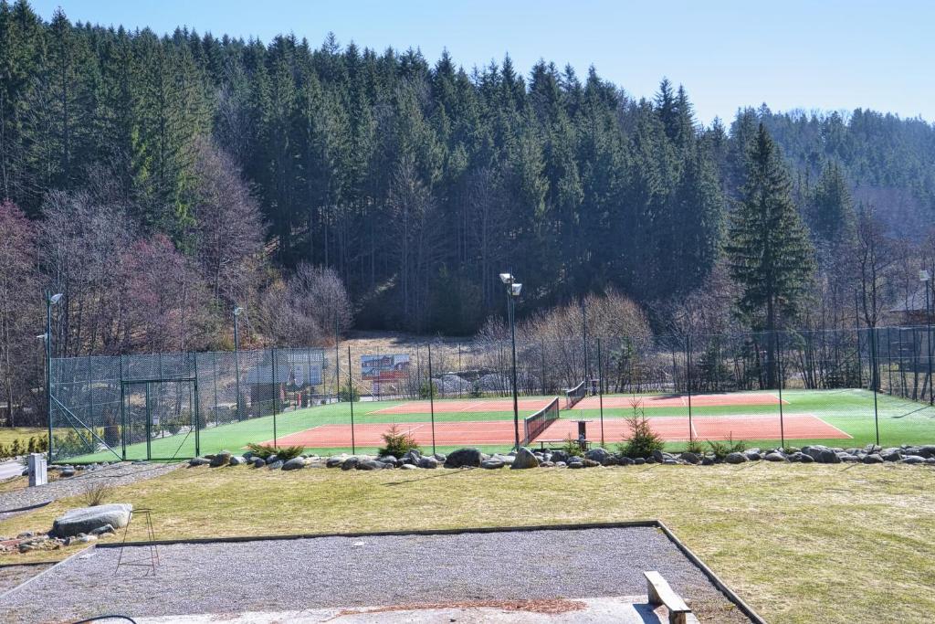 Tenis a/nebo squash v ubytování Apartmán ENZO č 103 Tále Chopok Juh nebo okolí
