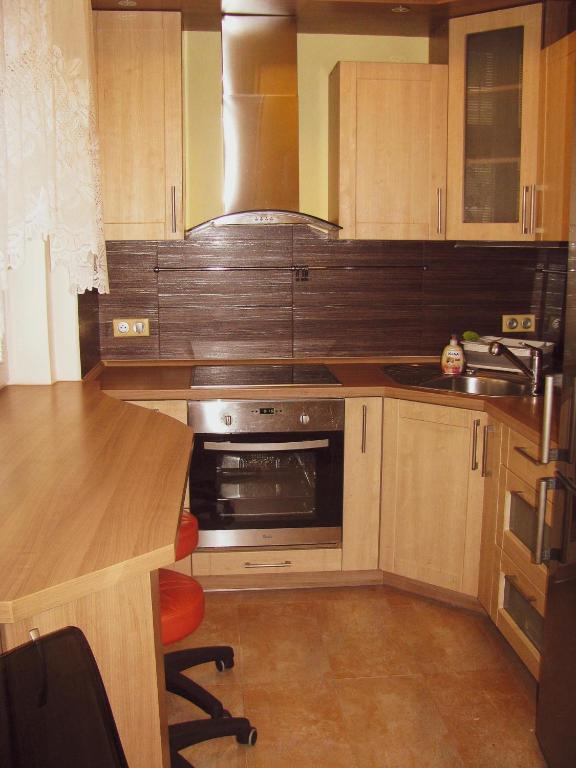 Kuchnia lub aneks kuchenny w obiekcie SPA Apartment Raisova