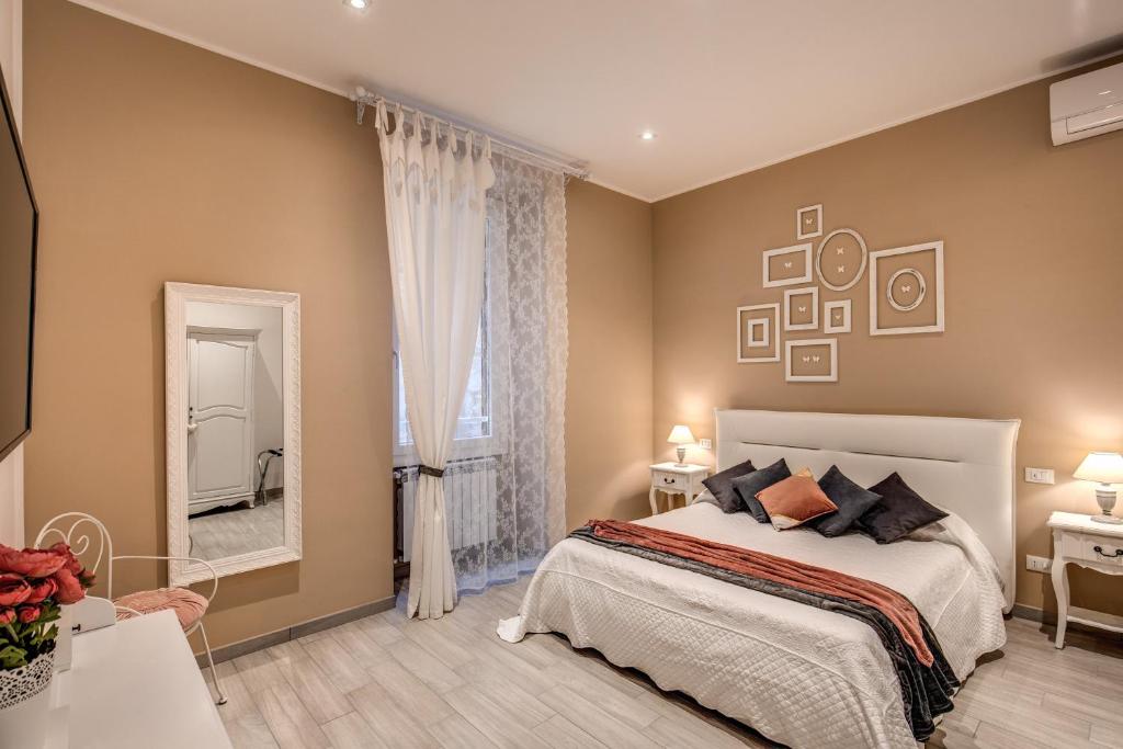 Vatican Royal Apartment - 1