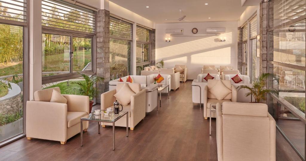 Posezení v ubytování Ragamaya Resort & Spa Munnar