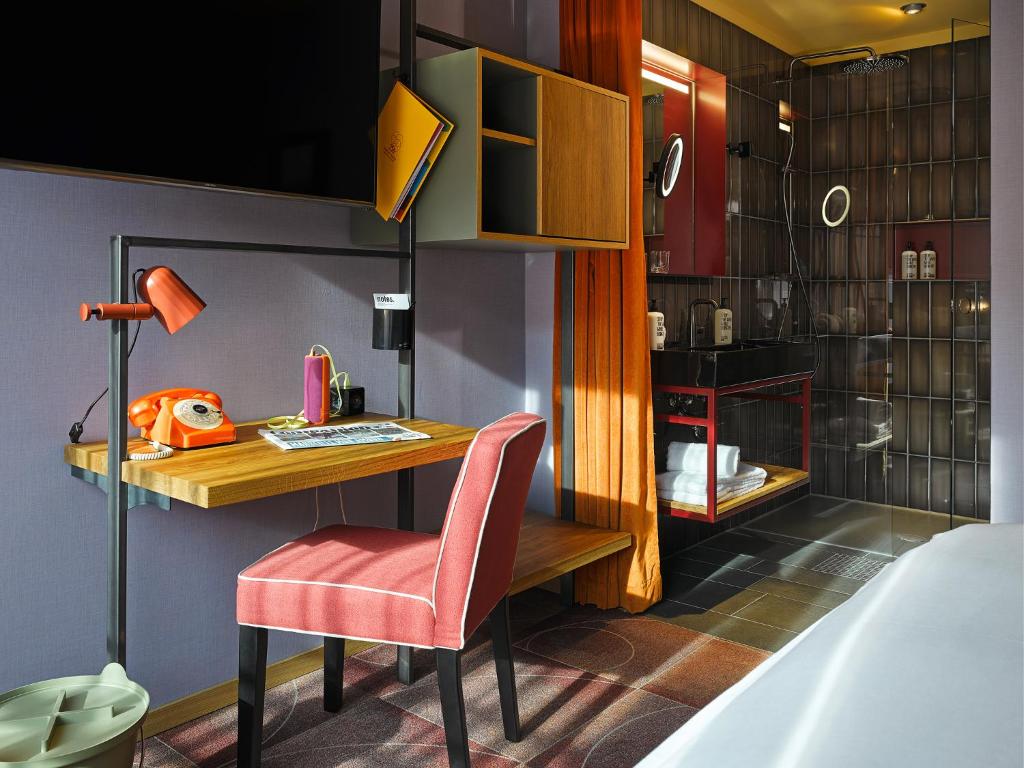 Cama ou camas em um quarto em 25hours Hotel The Trip