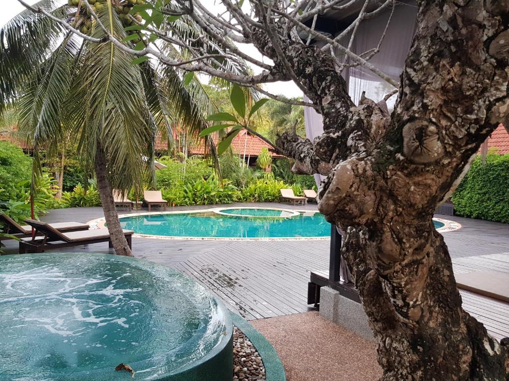 Tropicana Lanta Resort - 18