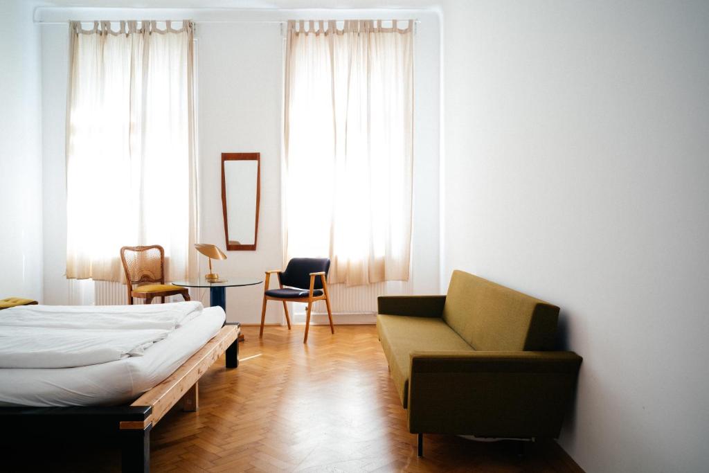 Postel nebo postele na pokoji v ubytování Hotel Am Brillantengrund