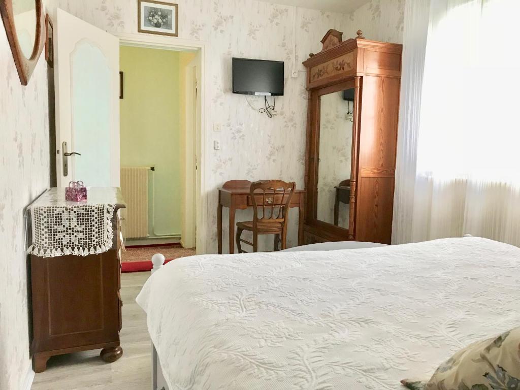 Le Franquevillette - Habitación Doble Con Baño Privado