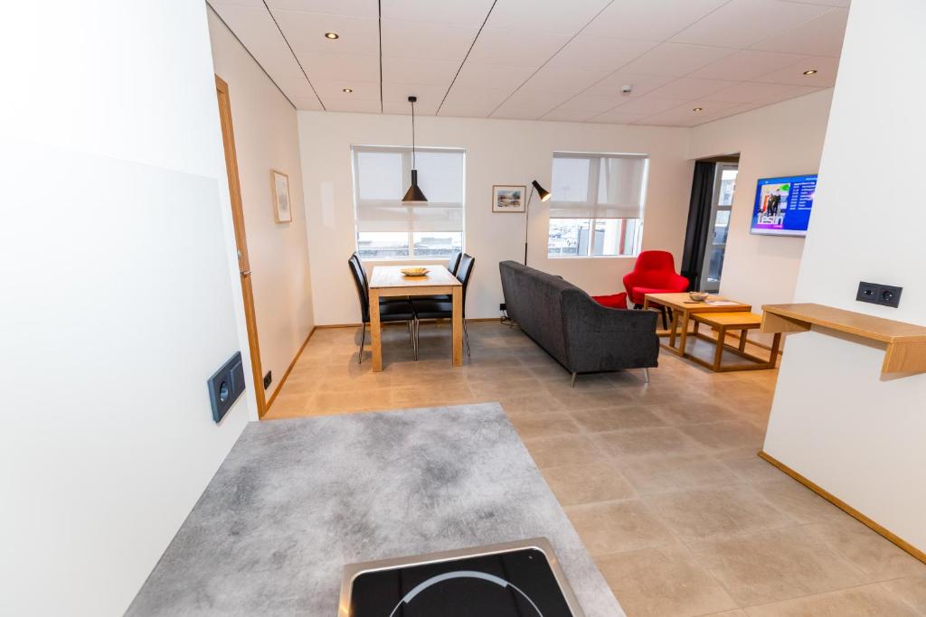 Kuchyň nebo kuchyňský kout v ubytování Hrimland Apartments