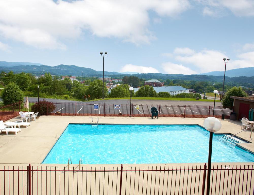 Hotel Pigeon Forge photo