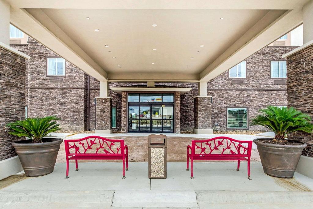Sleep Inn & Suites Bryan - College Station photo