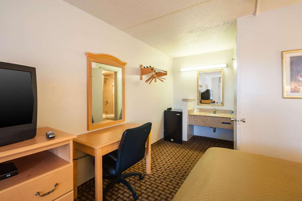 Econo Lodge Elkridge near Arundel Mills - Camera Doppia Con 2 Letti Matrimoniali - Fumatori