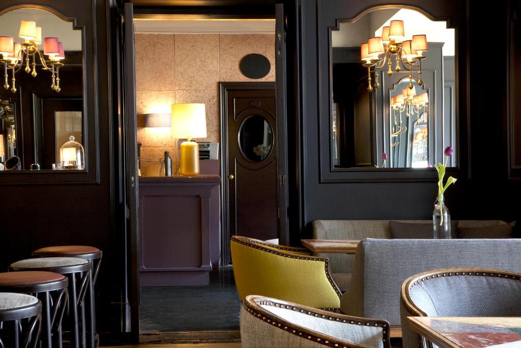 Posedenie v ubytovaní Das REGINA Boutiquehotel