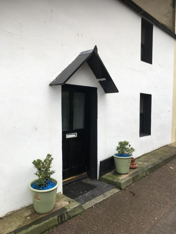 Dunnottar Cottage