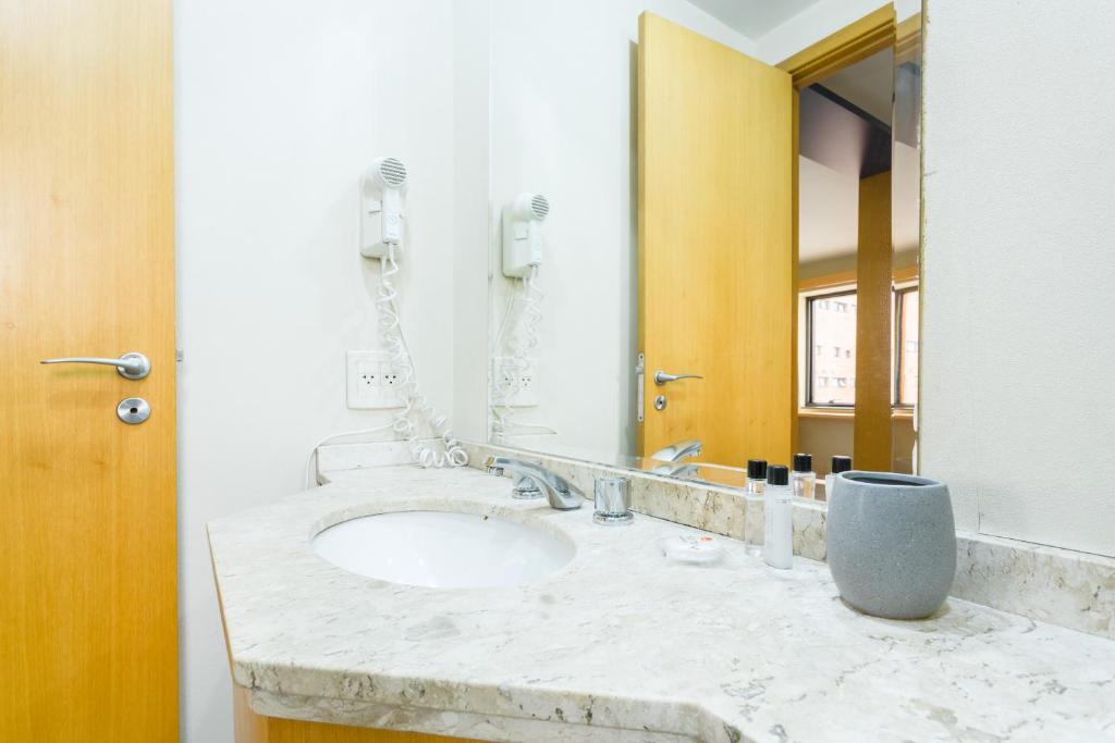  Ce1407 Flat p 4 andar alto Jardins