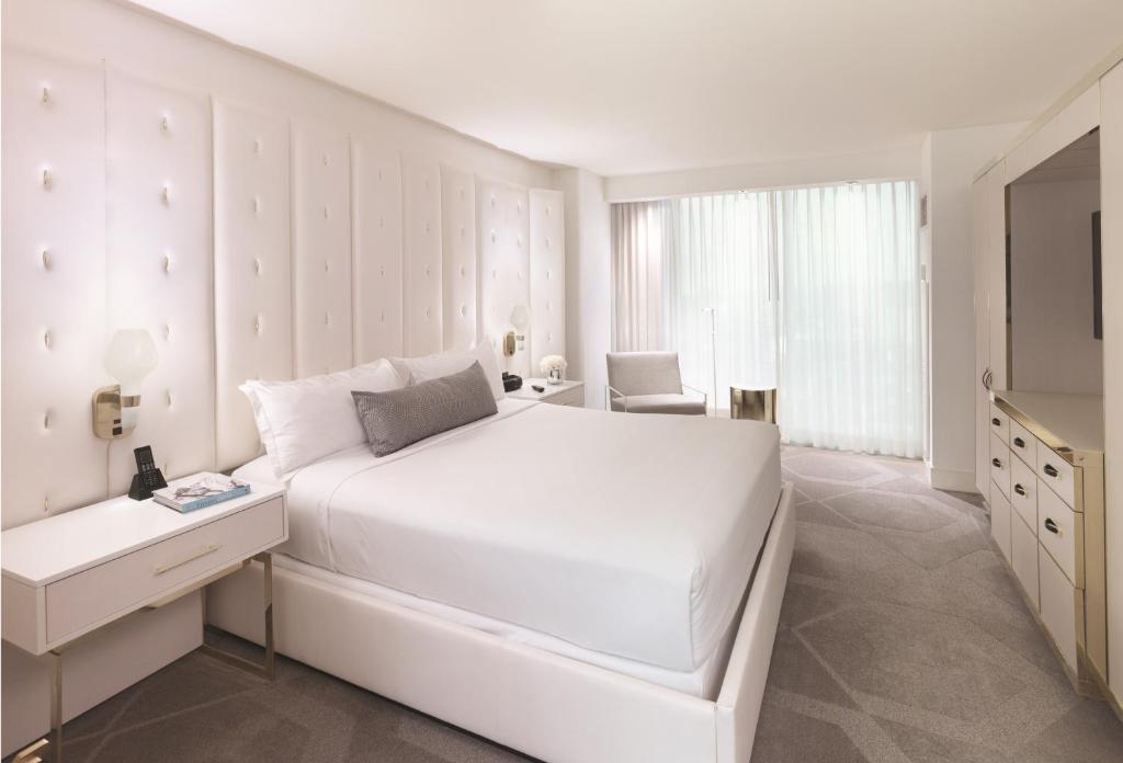 Mandalay Bay - 