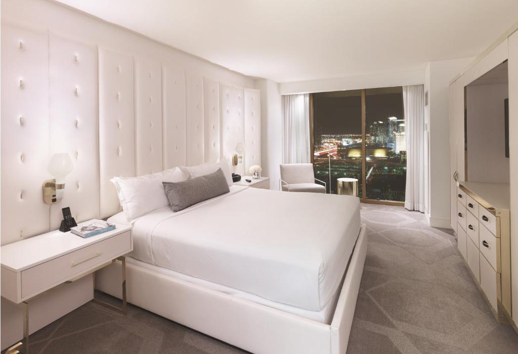 Mandalay Bay - Delano King Suite