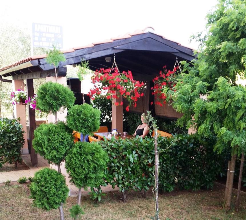 Zdjęcie z galerii obiektu Apartment Malinska 33 w mieście Malinska