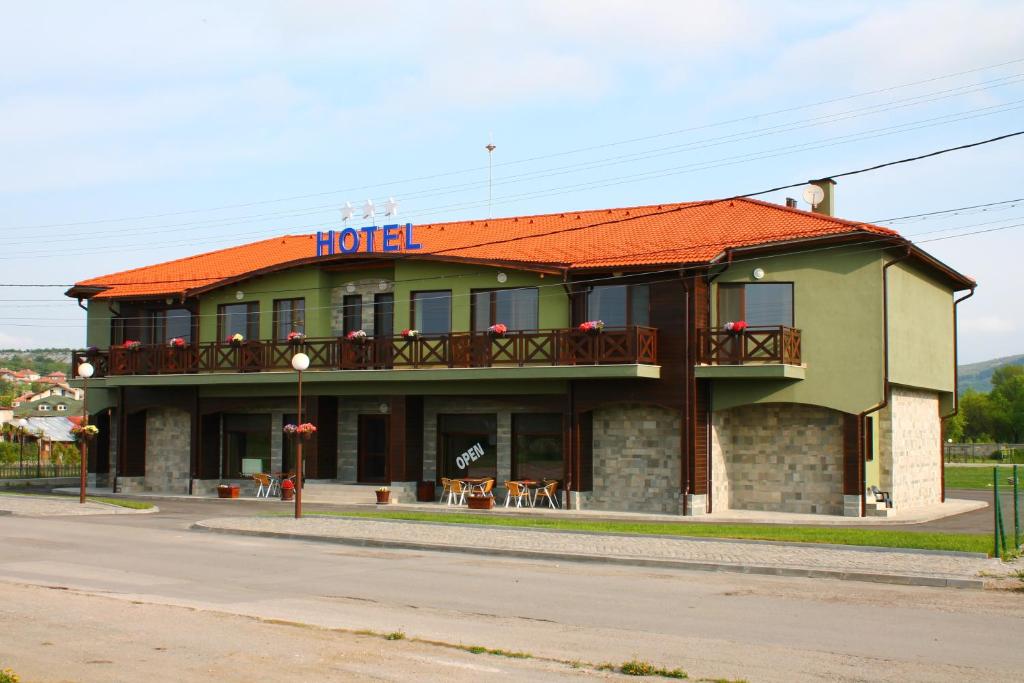 Budova, kde se hotel nachází