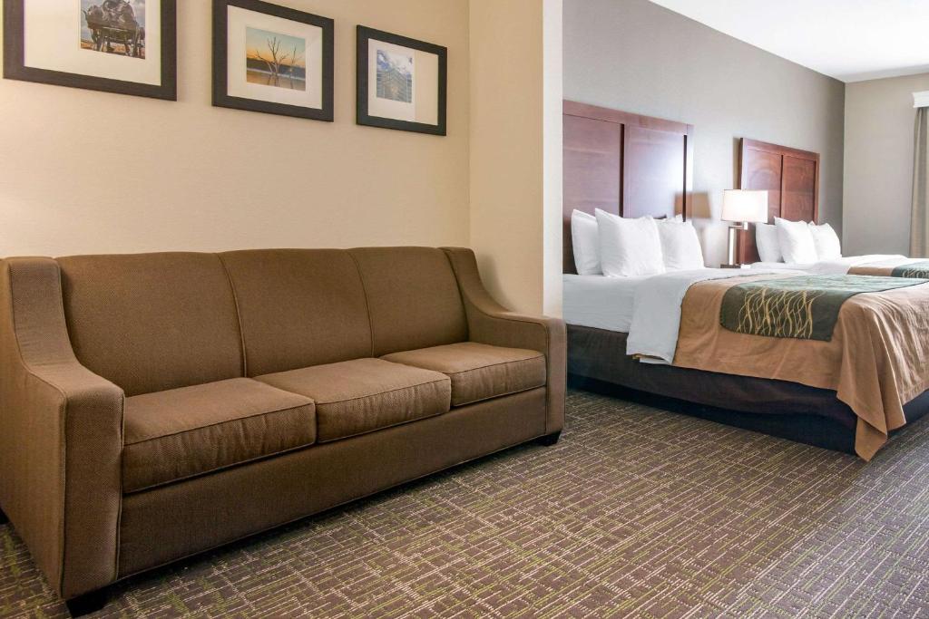 Comfort Inn & Suites Norman near University photo