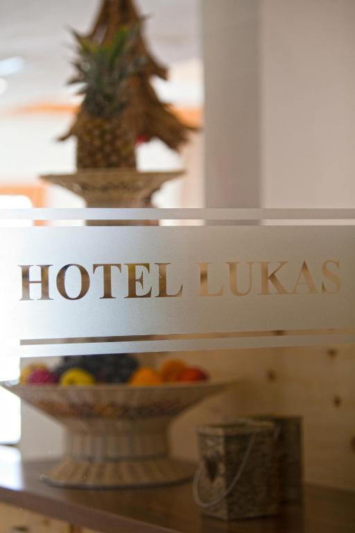 Certifikát, hodnocení, plakát nebo jiný dokument vystavený v ubytování Hotel Lukas