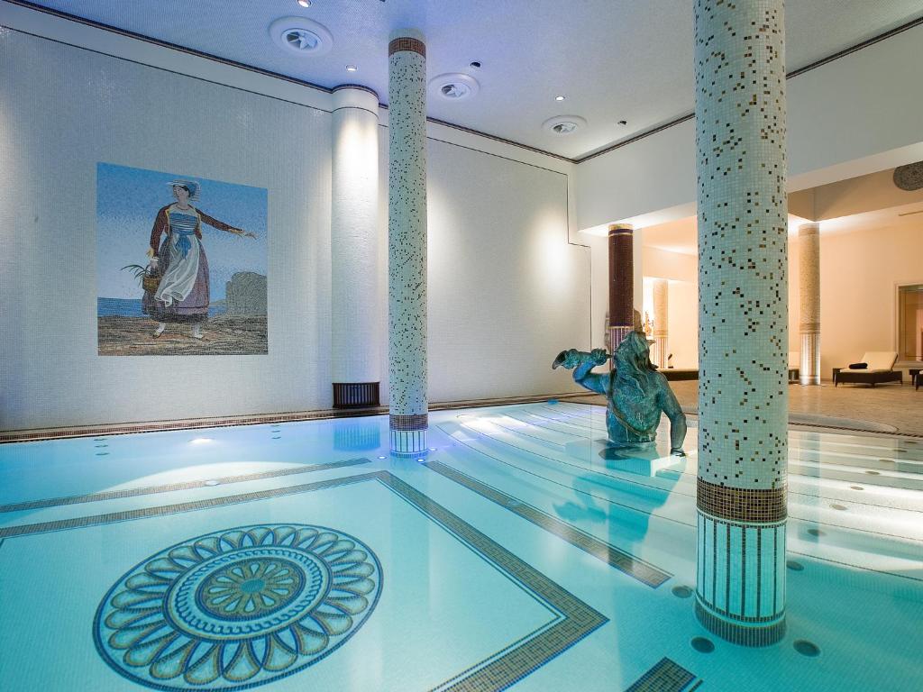 Bazén v ubytování Manzi Hotel & Spa nebo v jeho okolí