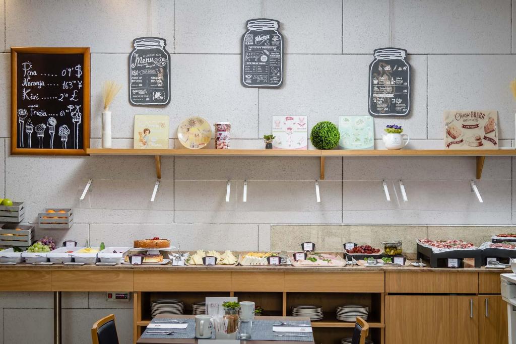 Exe Madrid Norte - Resim 12