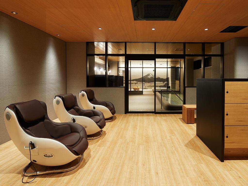 Posezení v ubytování hotel androoms Shin-Osaka