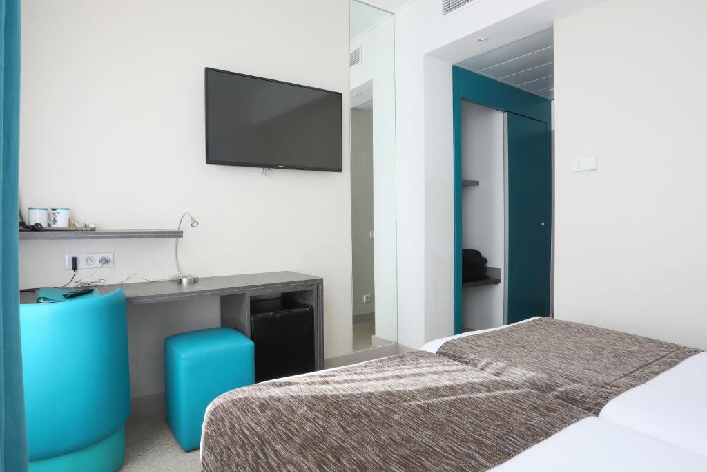 Hôtel de la Fontaine - Resim 28